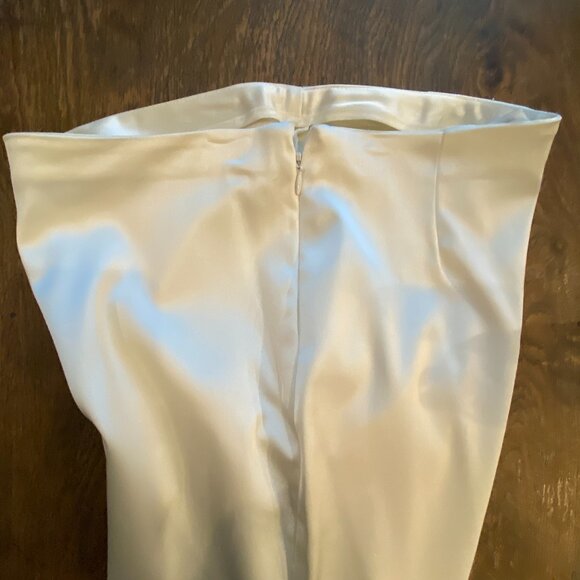 White House Black Market Womens Pants Ivory Size 2 Flare - Picture 6 of 9